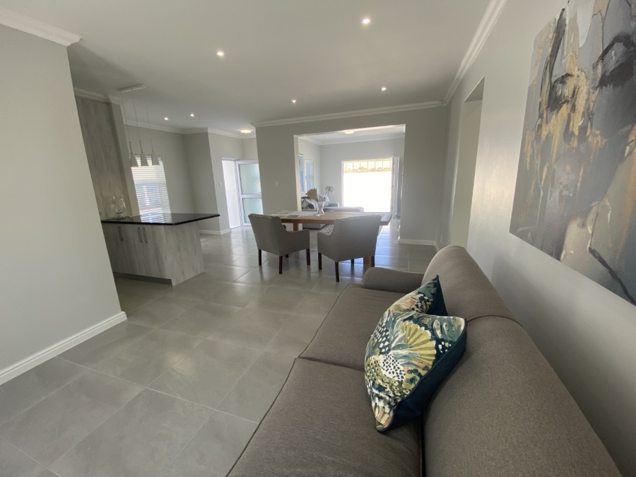 2 Bedroom Property for Sale in Weskus Villa Western Cape